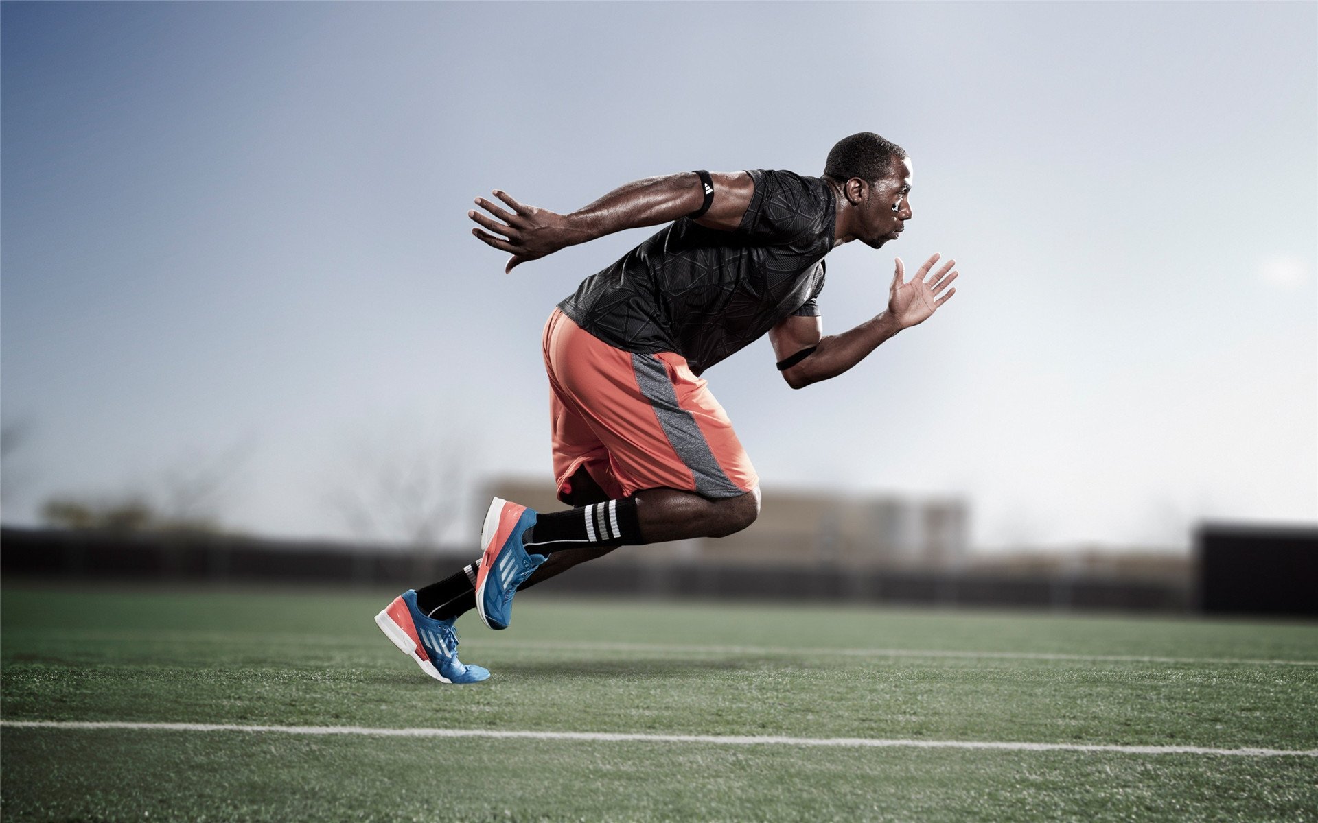 格鲁塞男子蝶泳100米决赛表现亮眼，盖伊100米蝶泳