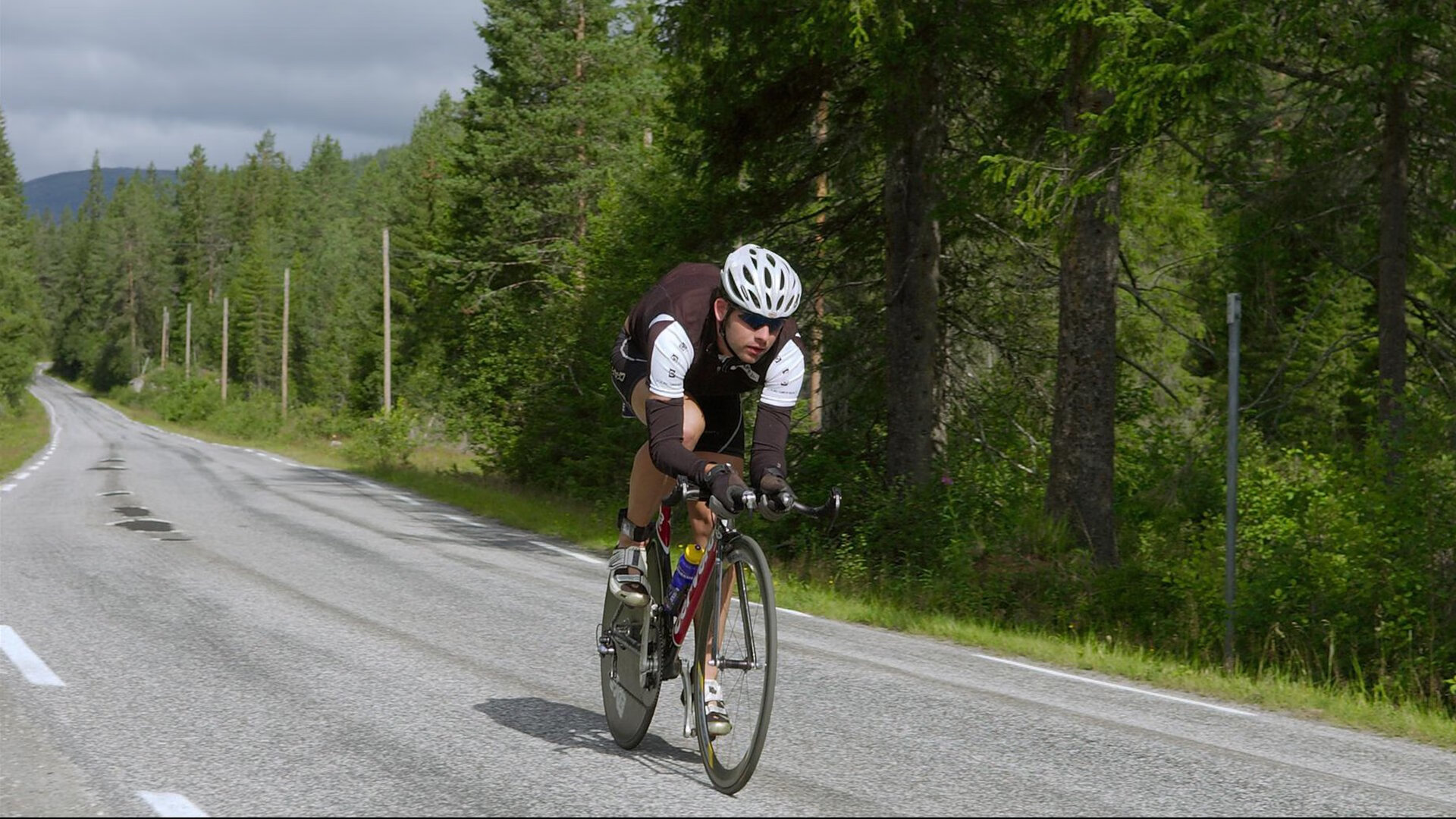 “意甲追赶赛火热展开，争夺欧战席位”，意甲比赛集锦